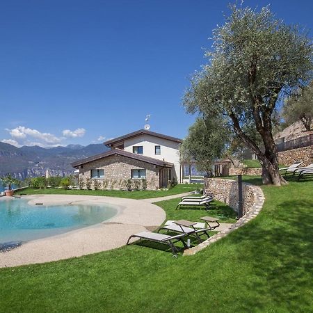 Villa Divina - Apt Icona Con Piscina E Vista Lago Castelletto Di Brenzone Exteriér fotografie