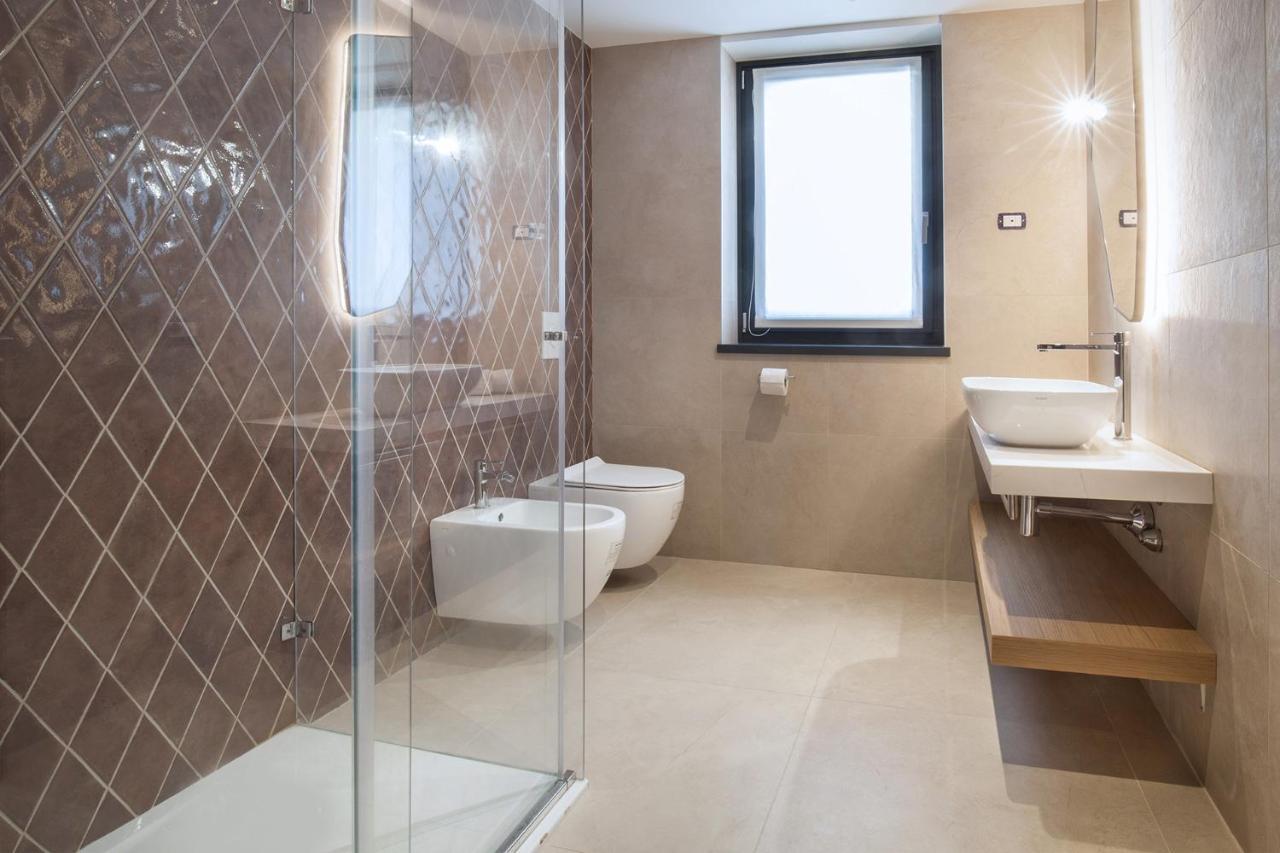 Villa Divina - Apt Icona Con Piscina E Vista Lago Castelletto Di Brenzone Exteriér fotografie
