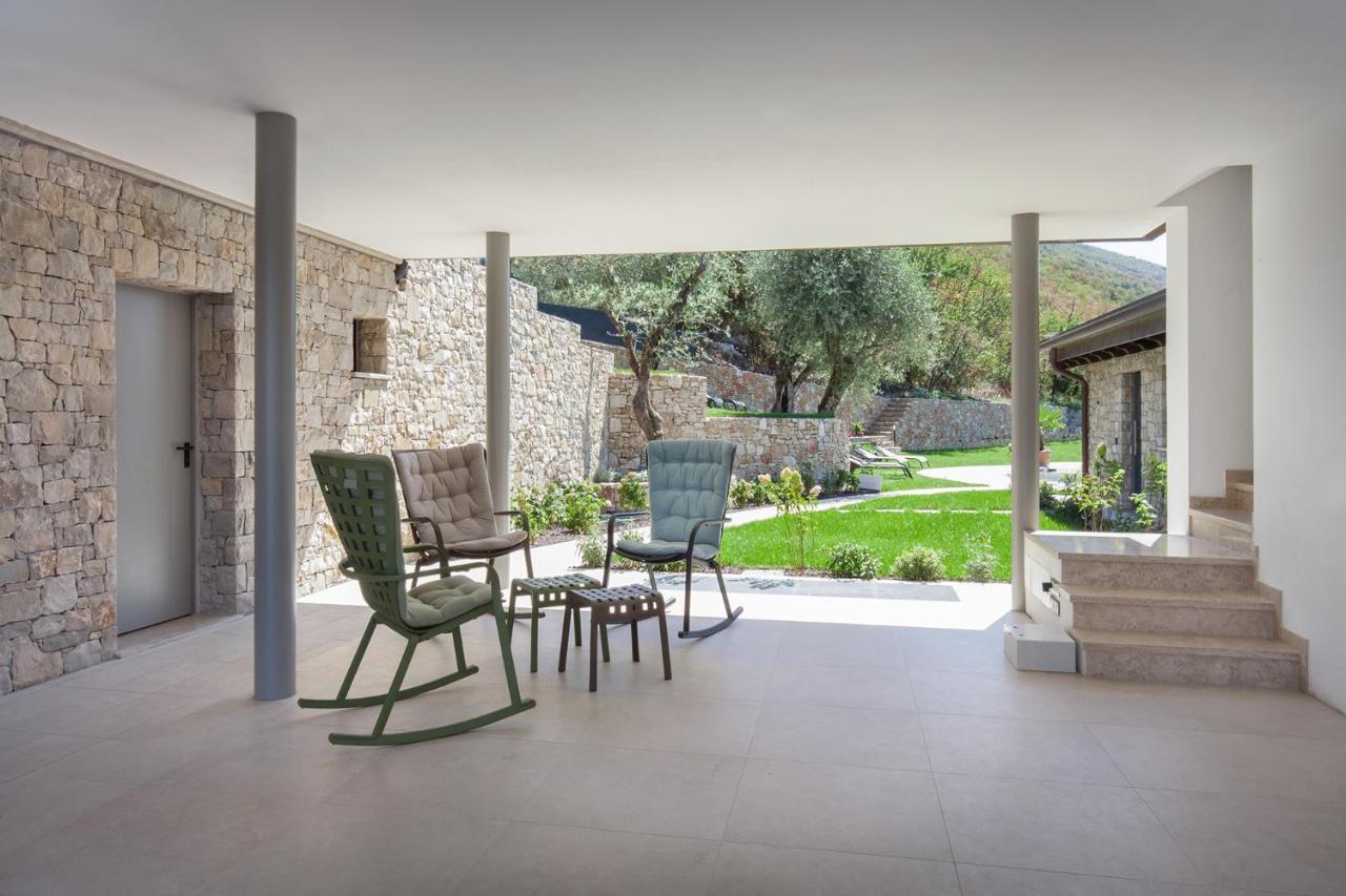 Villa Divina - Apt Icona Con Piscina E Vista Lago Castelletto Di Brenzone Exteriér fotografie