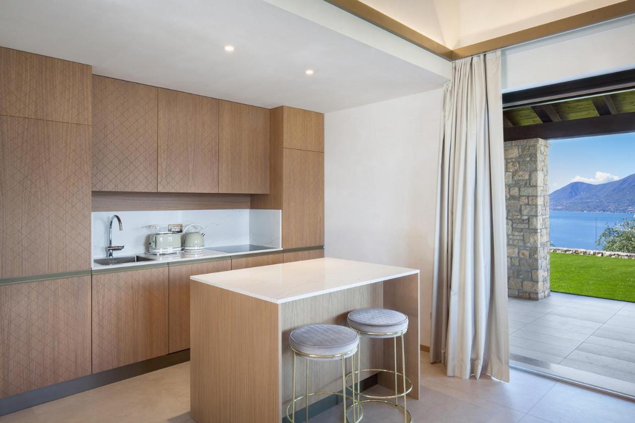Villa Divina - Apt Icona Con Piscina E Vista Lago Castelletto Di Brenzone Exteriér fotografie